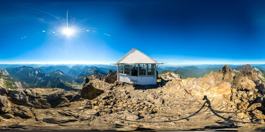 360 degree view from the fire lookout on the summit of Three Fingers Mountain.
